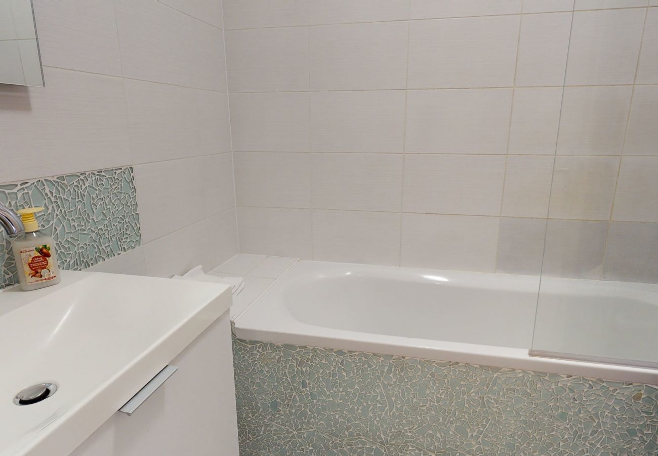 公寓 在 Colmar - tel un songe blanc 73m2         2br