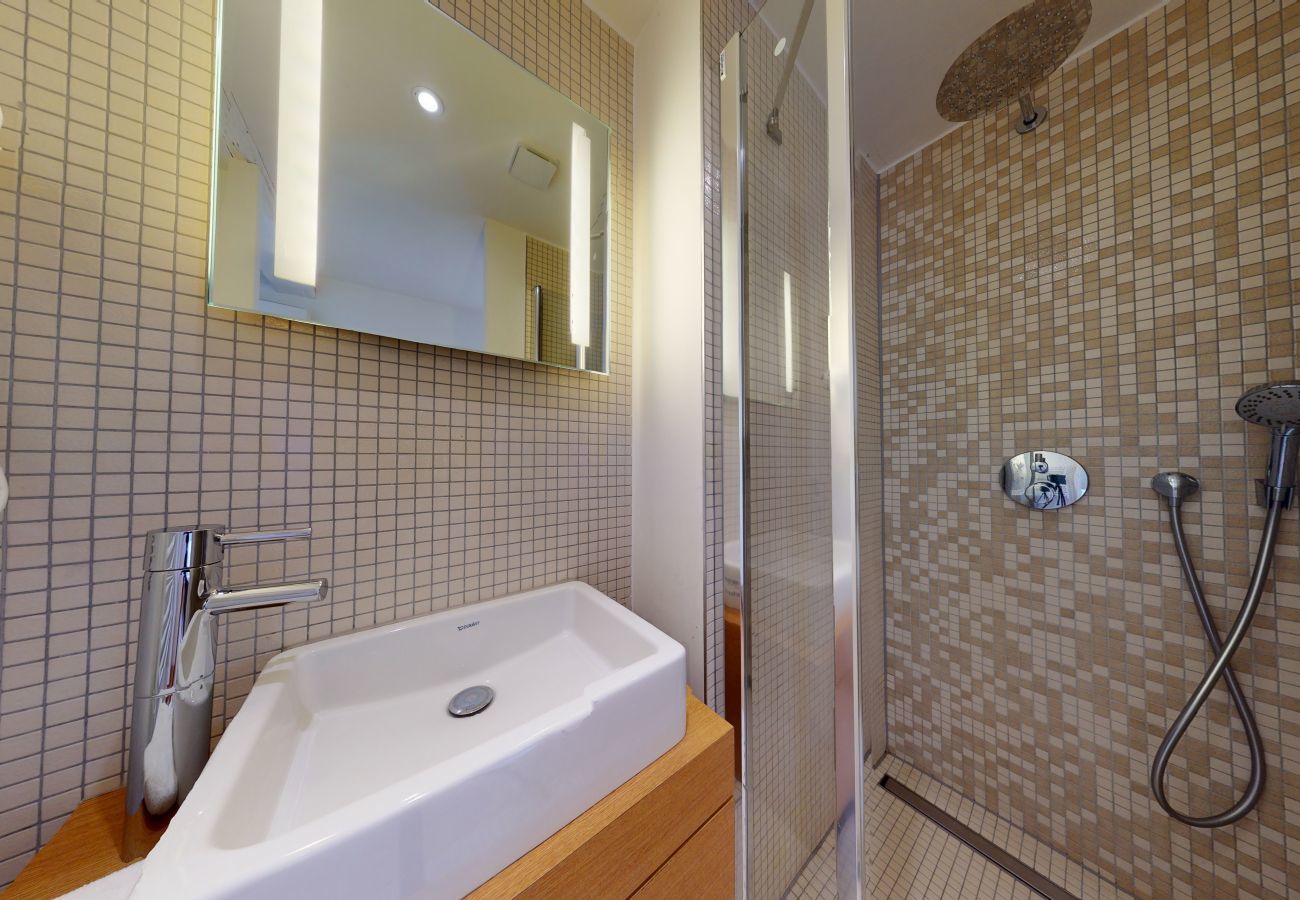 公寓 在 Strasbourg - lohkas triplex loft  petite france 2br 2bth